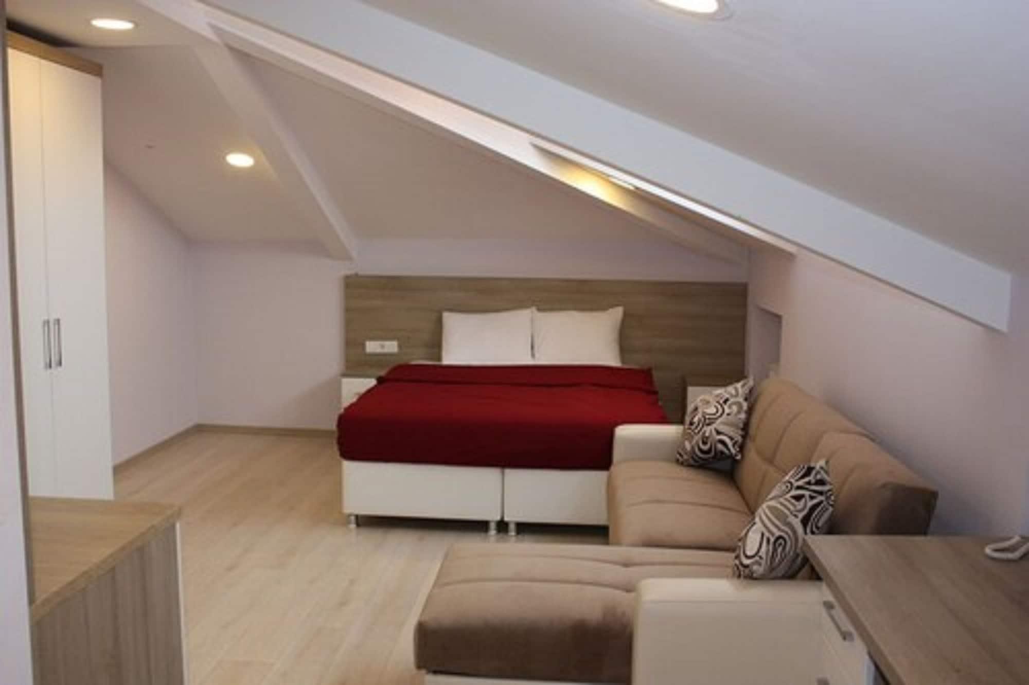 Ucar Royal Hotel Ve Konferans Salonu Ağva Exteriér fotografie