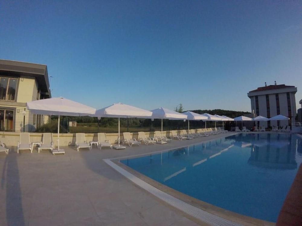 Ucar Royal Hotel Ve Konferans Salonu Ağva Exteriér fotografie