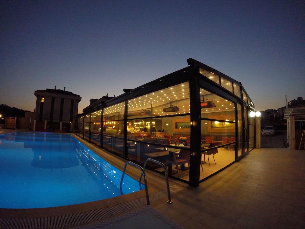 Ucar Royal Hotel Ve Konferans Salonu Ağva Exteriér fotografie